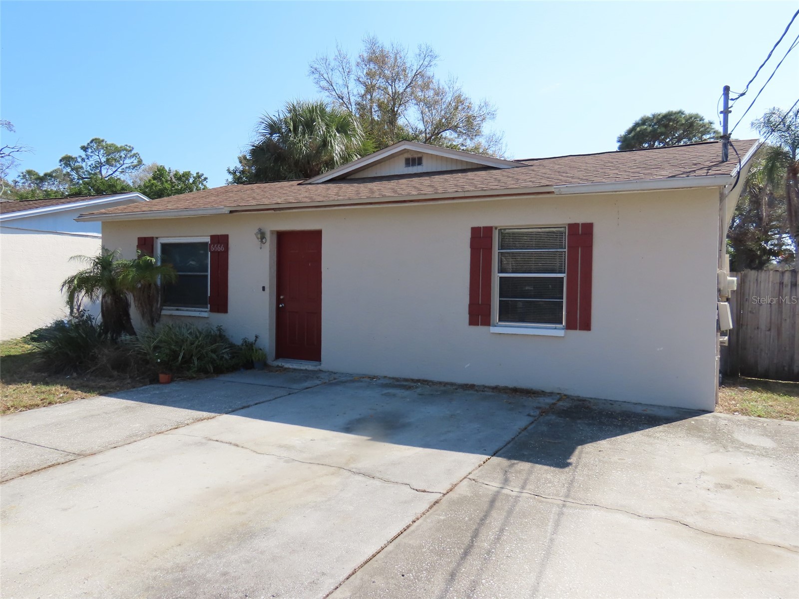 6666 56th Avenue N Saint Petersburg FL 33709 TB8479713 image1