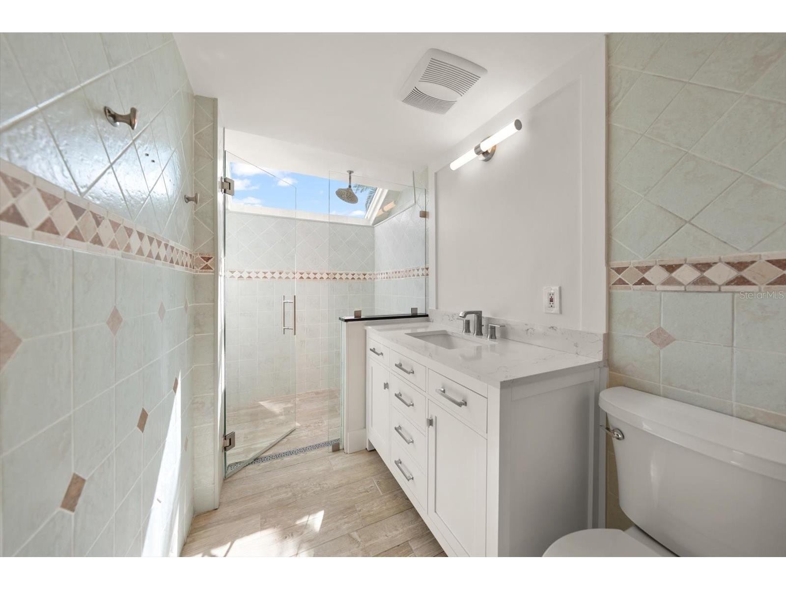 6667 Greenbrier Drive Seminole FL 33777 TB8478307 image10