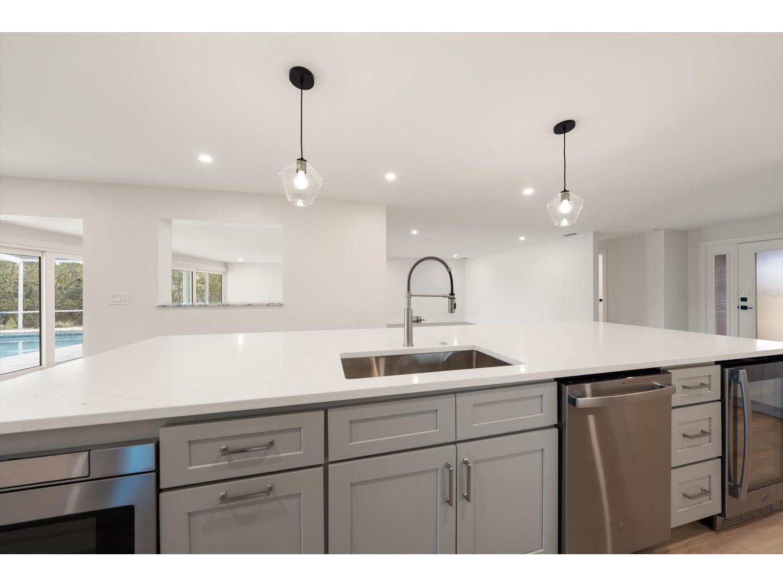 6667 Greenbrier Drive Seminole FL 33777 TB8478307 image19