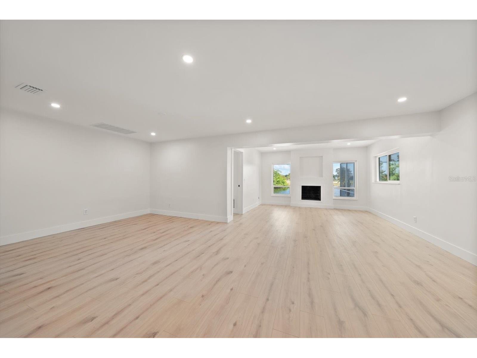 6667 Greenbrier Drive Seminole FL 33777 TB8478307 image36