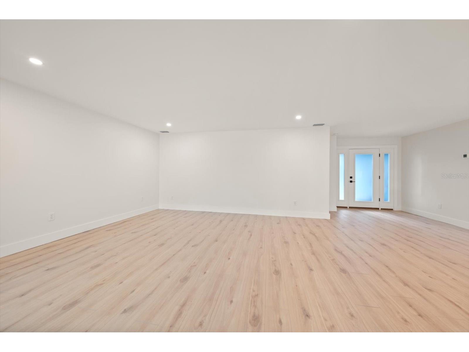 6667 Greenbrier Drive Seminole FL 33777 TB8478307 image37