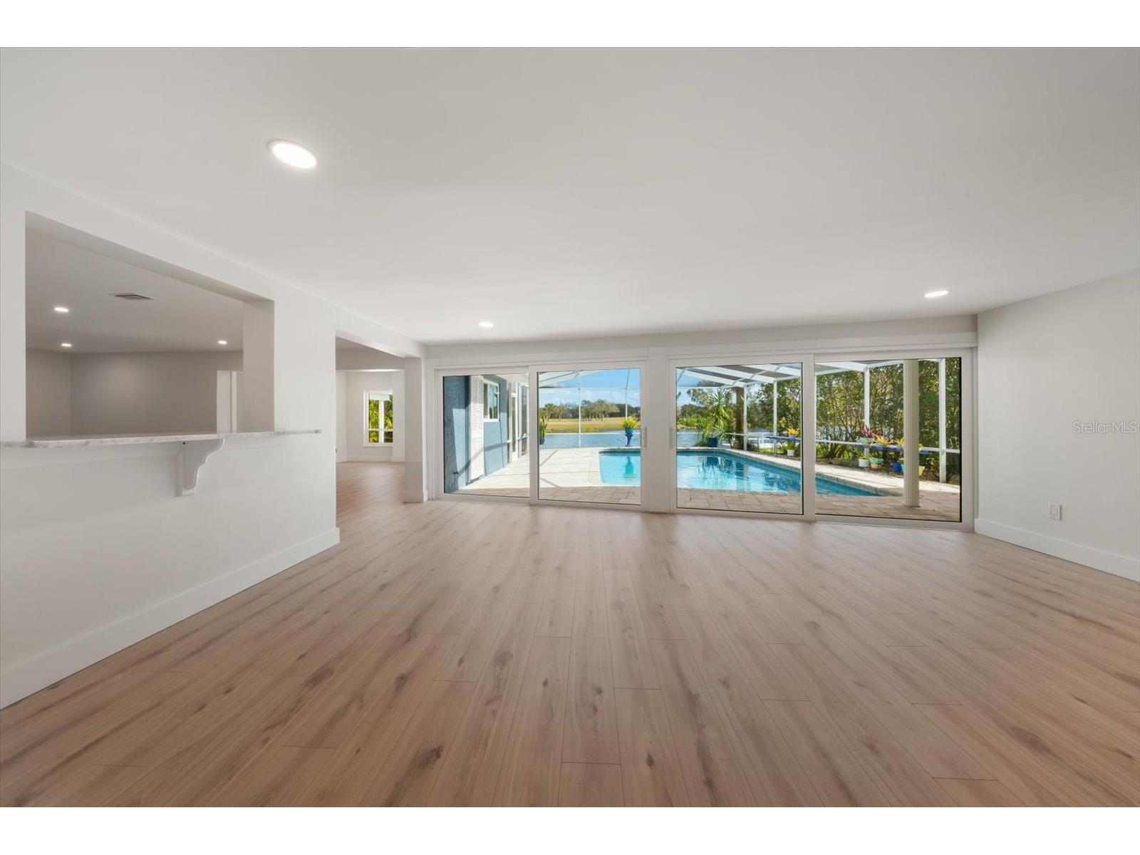 6667 Greenbrier Drive Seminole FL 33777 TB8478307 image40