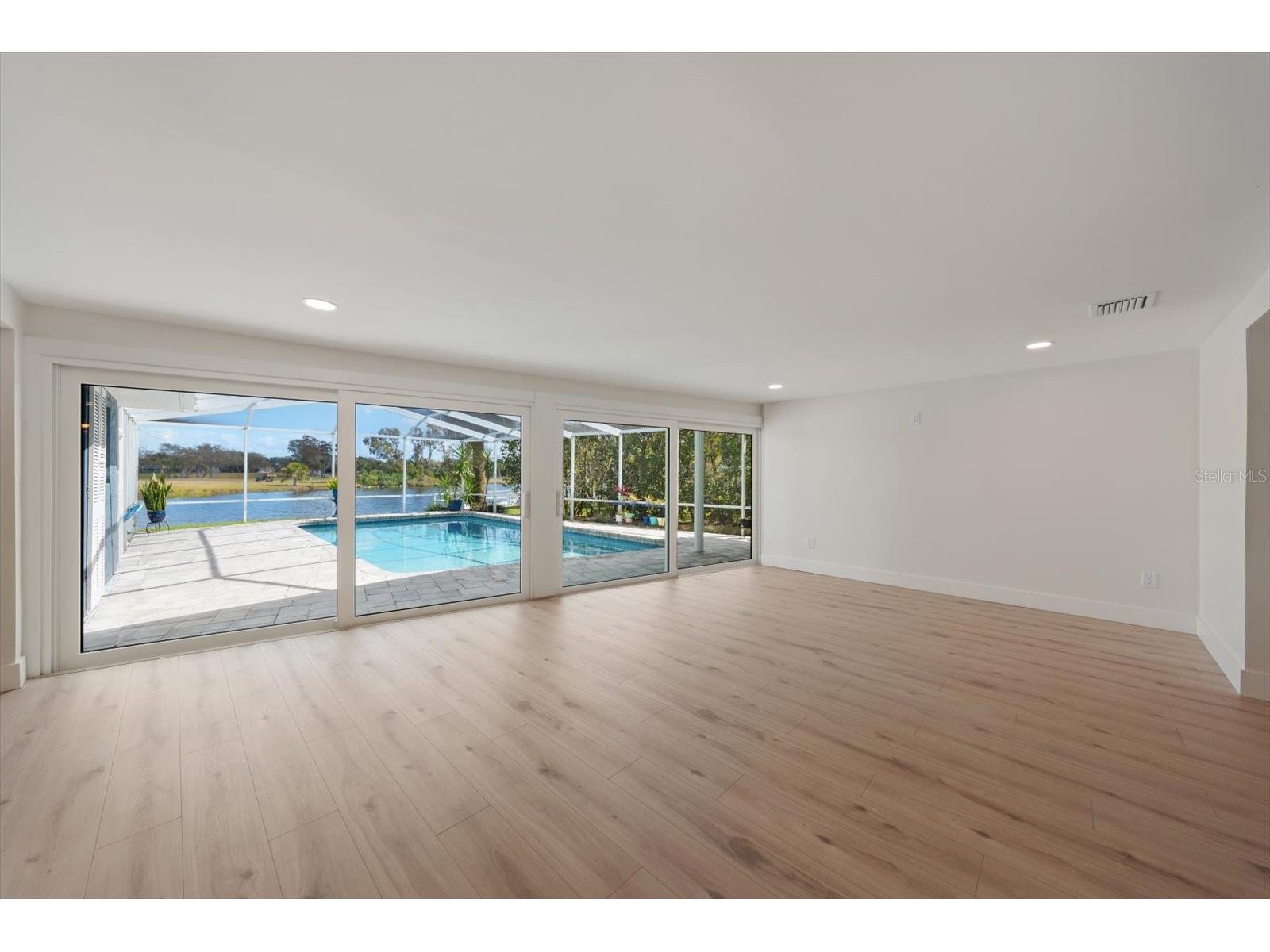 6667 Greenbrier Drive Seminole FL 33777 TB8478307 image41