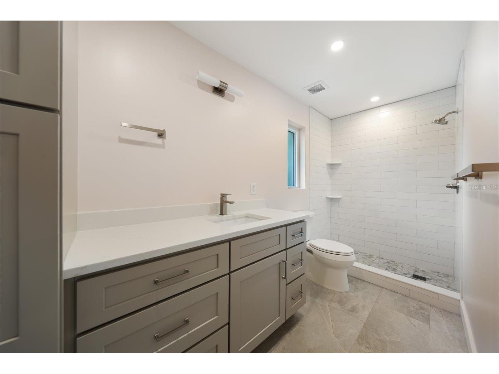 6667 Greenbrier Drive Seminole FL 33777 TB8478307 image42