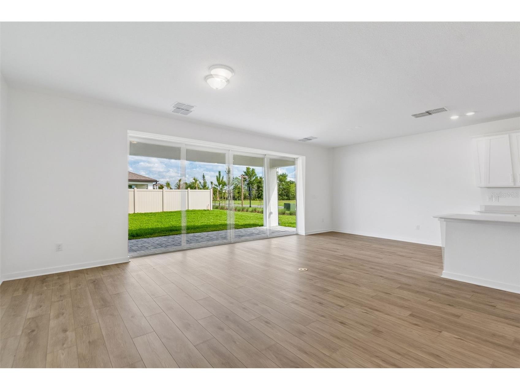 6669 Asbury Barnes Lane Wesley Chapel FL 33545 TB8508951 image21
