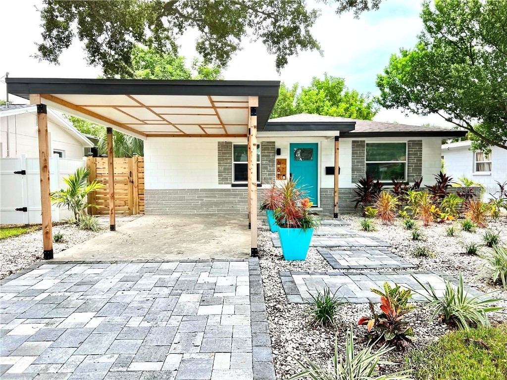 667 Folsom Street S Saint Petersburg FL 33707 U8205015 image1