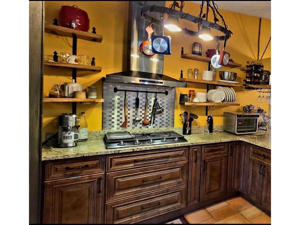 667 Golden Sunshine Circle Orlando FL 32807 O6363985 image8