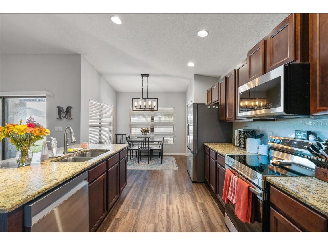 667 Hartford Heights Street Spring Hill FL 34609 W7878953 image8