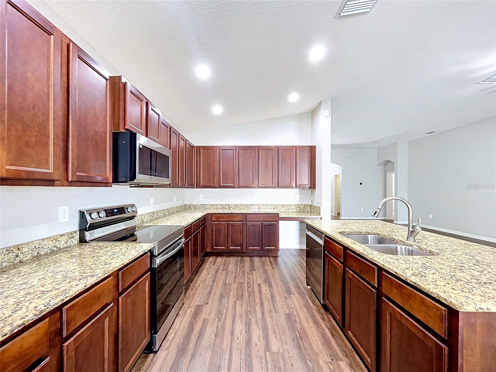 667 Hartford Heights Street Spring Hill FL 34609 W7885769 image20