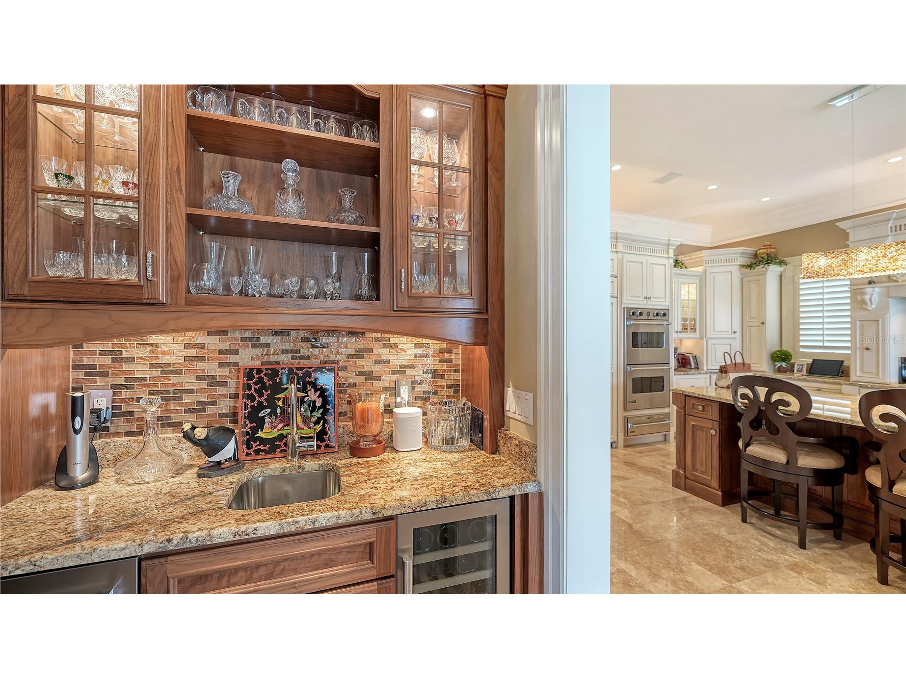 667 Mourning Dove Drive Sarasota FL 34236 A4692992 image15