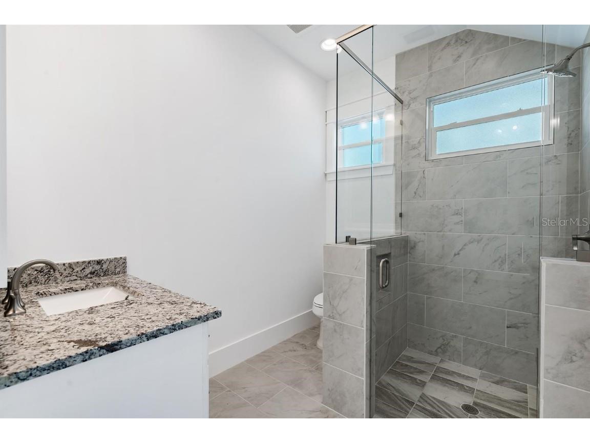 667 SW Cleveland Avenue #2 Stuart FL 34994 O6368133 image7