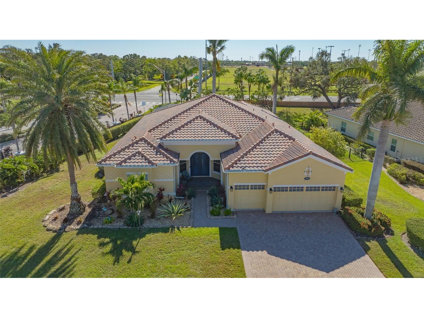 6670 Horned Owl Place Sarasota FL 34241 A4668853 image1