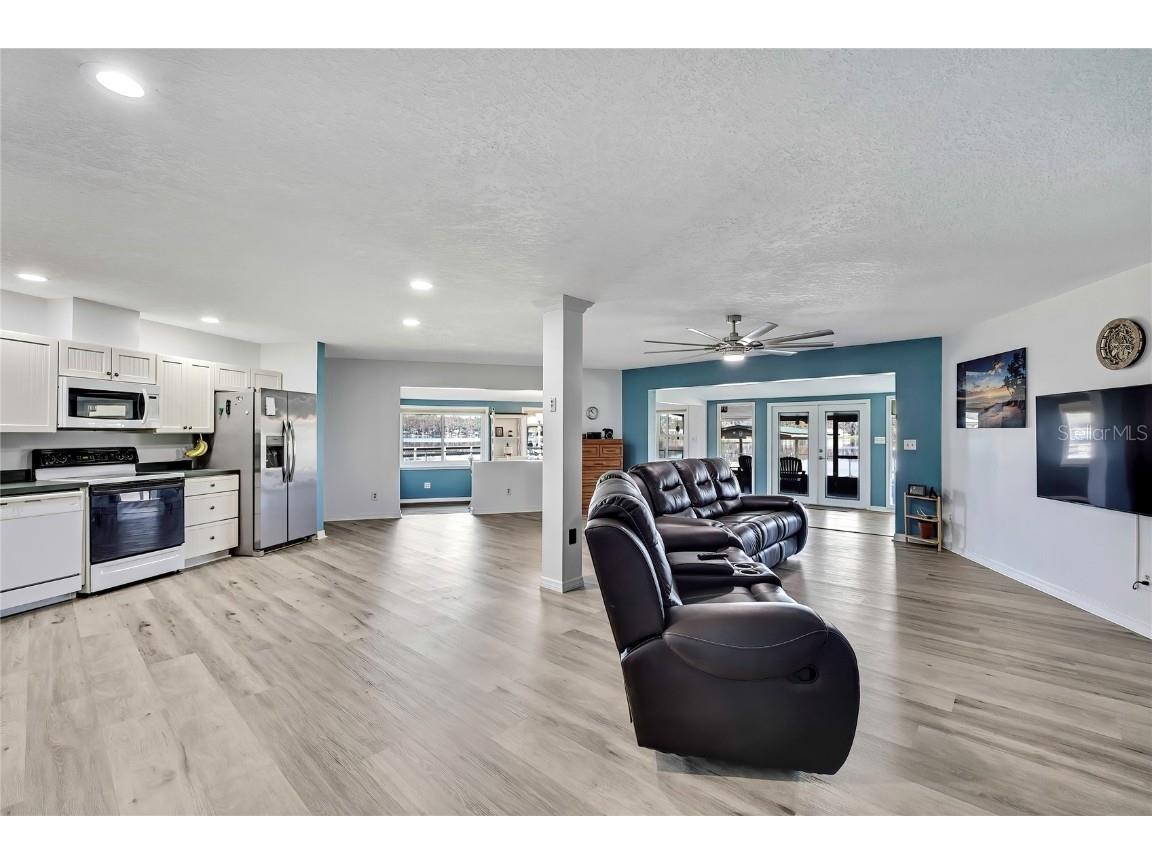 6670 S Merleing Loop Floral City FL 34436 - LAKE TSALA APOPKA W7881054 image9