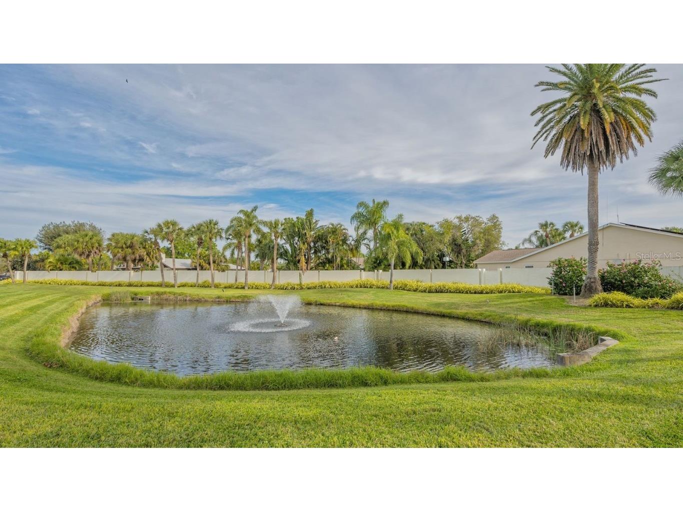 6675 Easton Drive Sarasota FL 34238 A4661504 image37