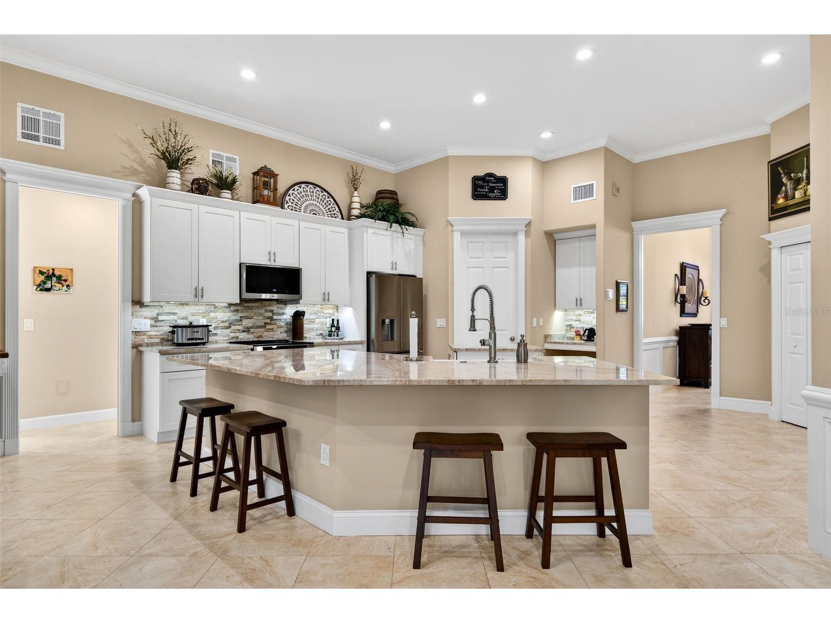 6677 Mandarin Road Sarasota FL 34238 A4675418 image10