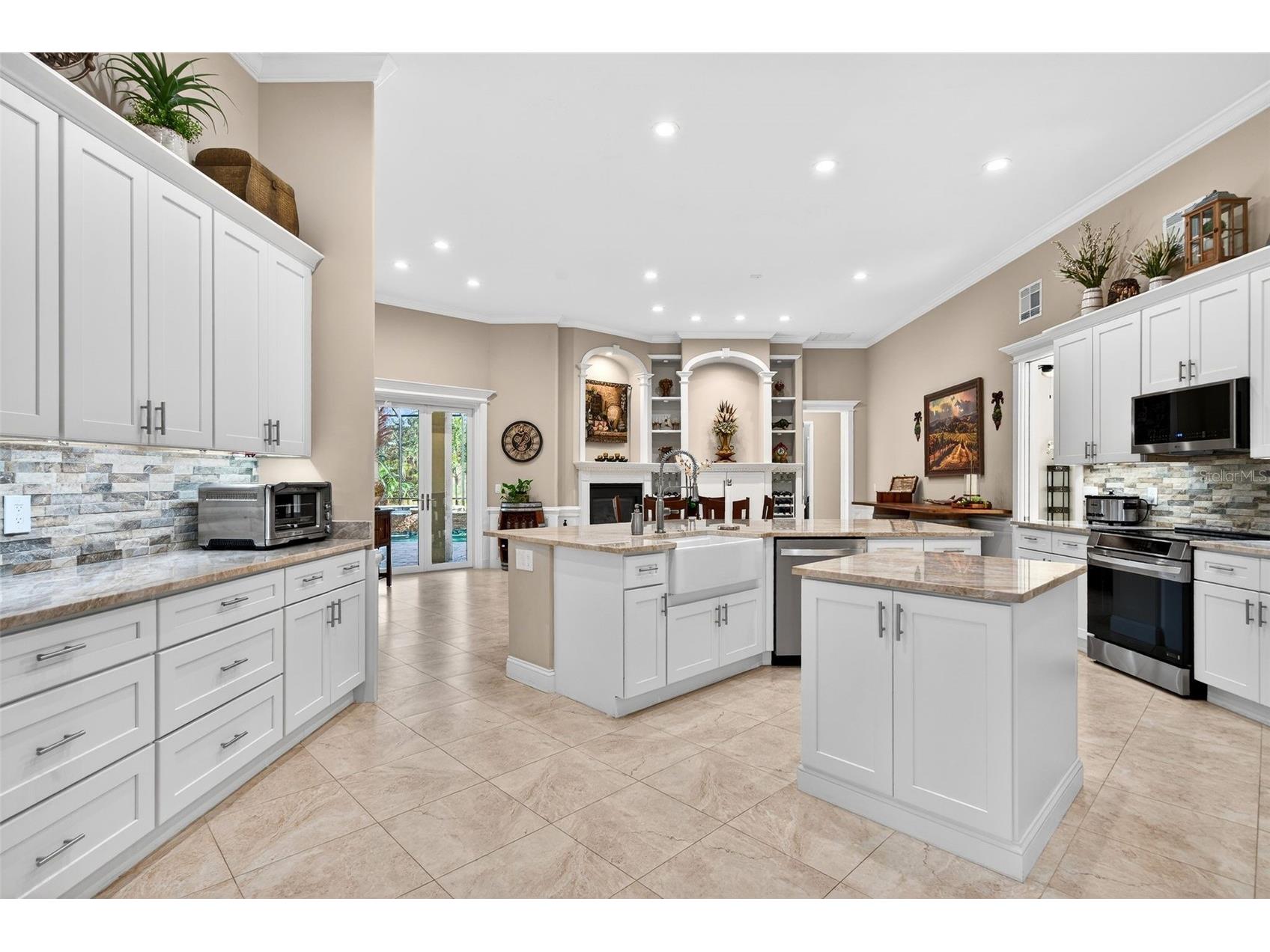 6677 Mandarin Road Sarasota FL 34238 A4675418 image12