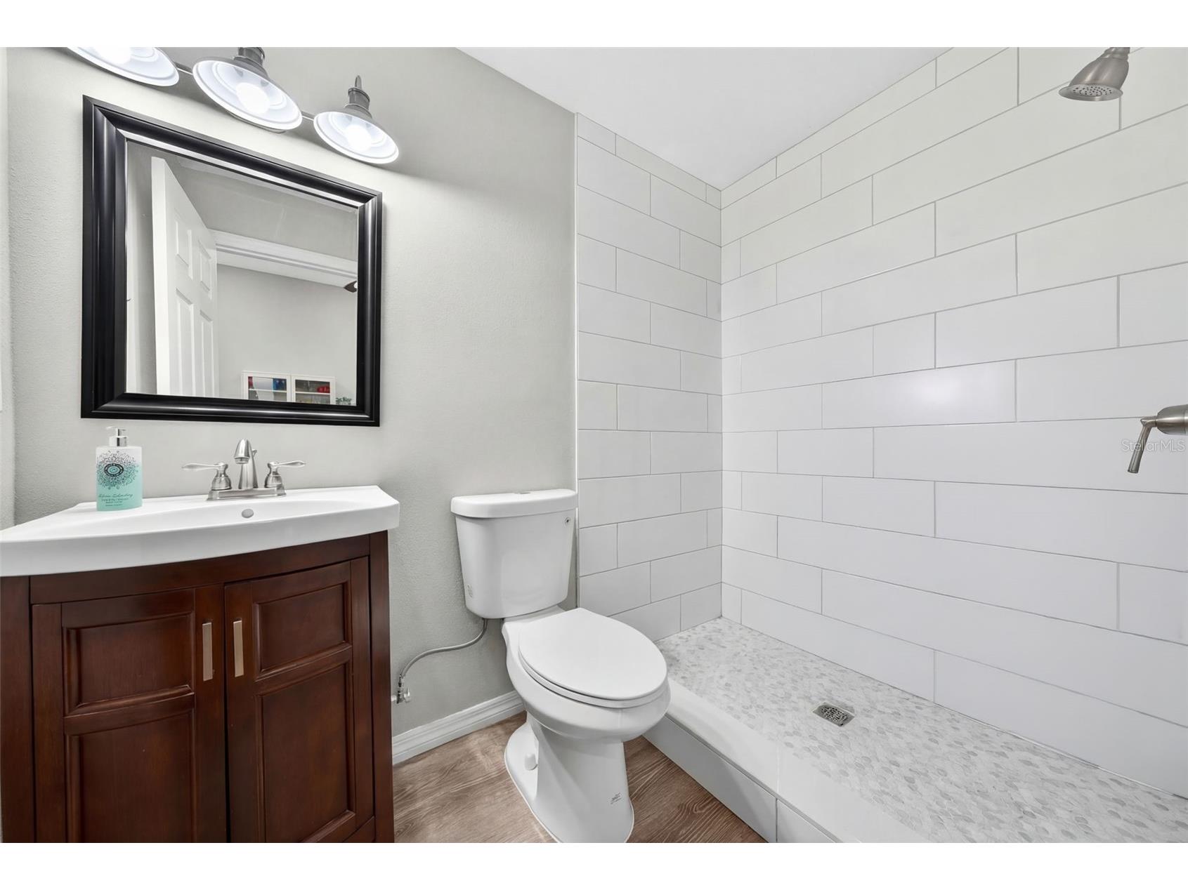 6677 Mandarin Road Sarasota FL 34238 A4675418 image38