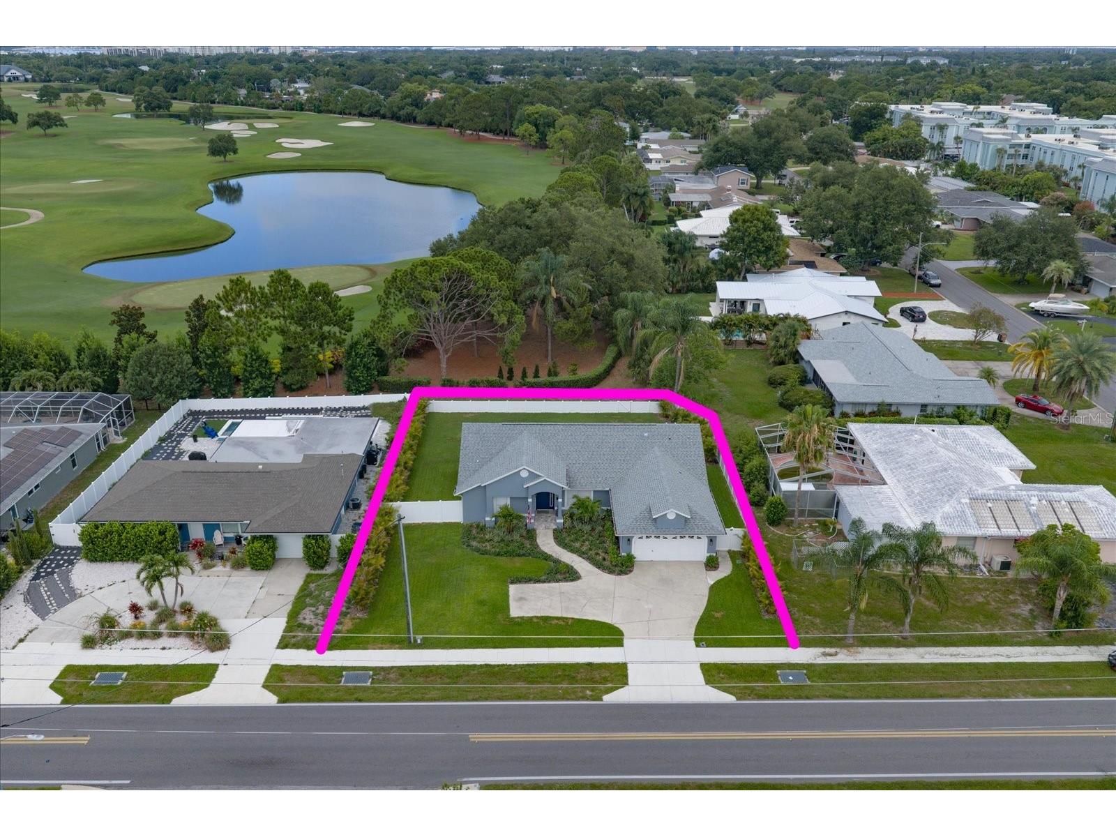 668 Mehlenbacher Road Belleair FL 33756 TB8527459 image1