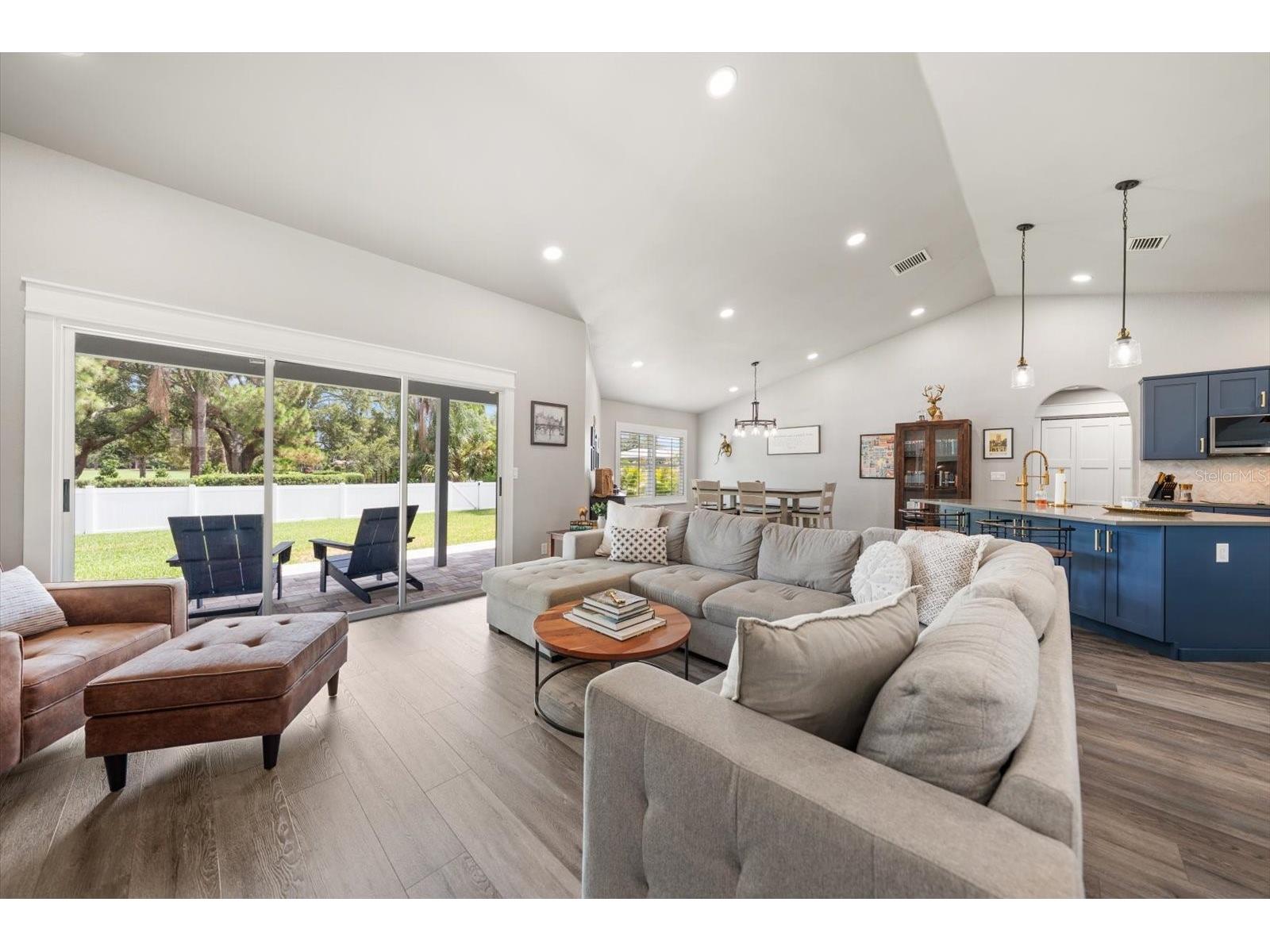 668 Mehlenbacher Road Belleair FL 33756 TB8527459 image6