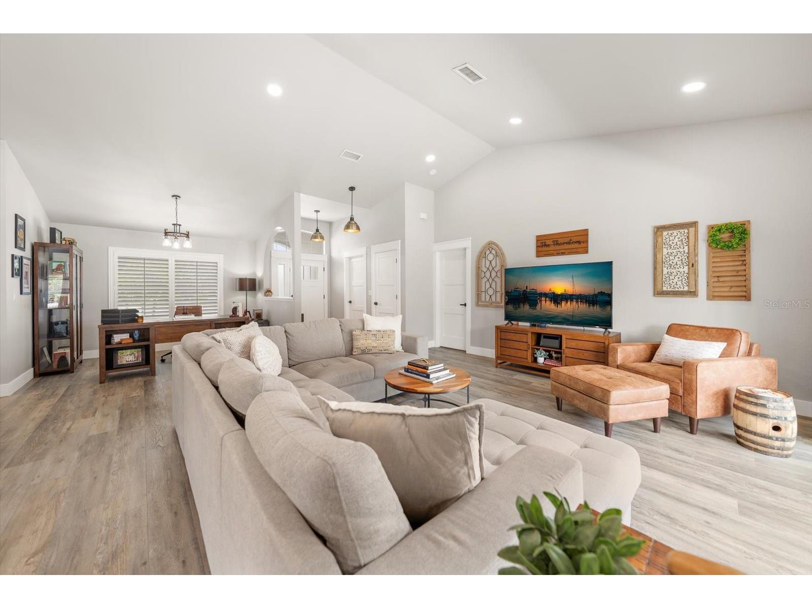 668 Mehlenbacher Road Belleair FL 33756 TB8527459 image7