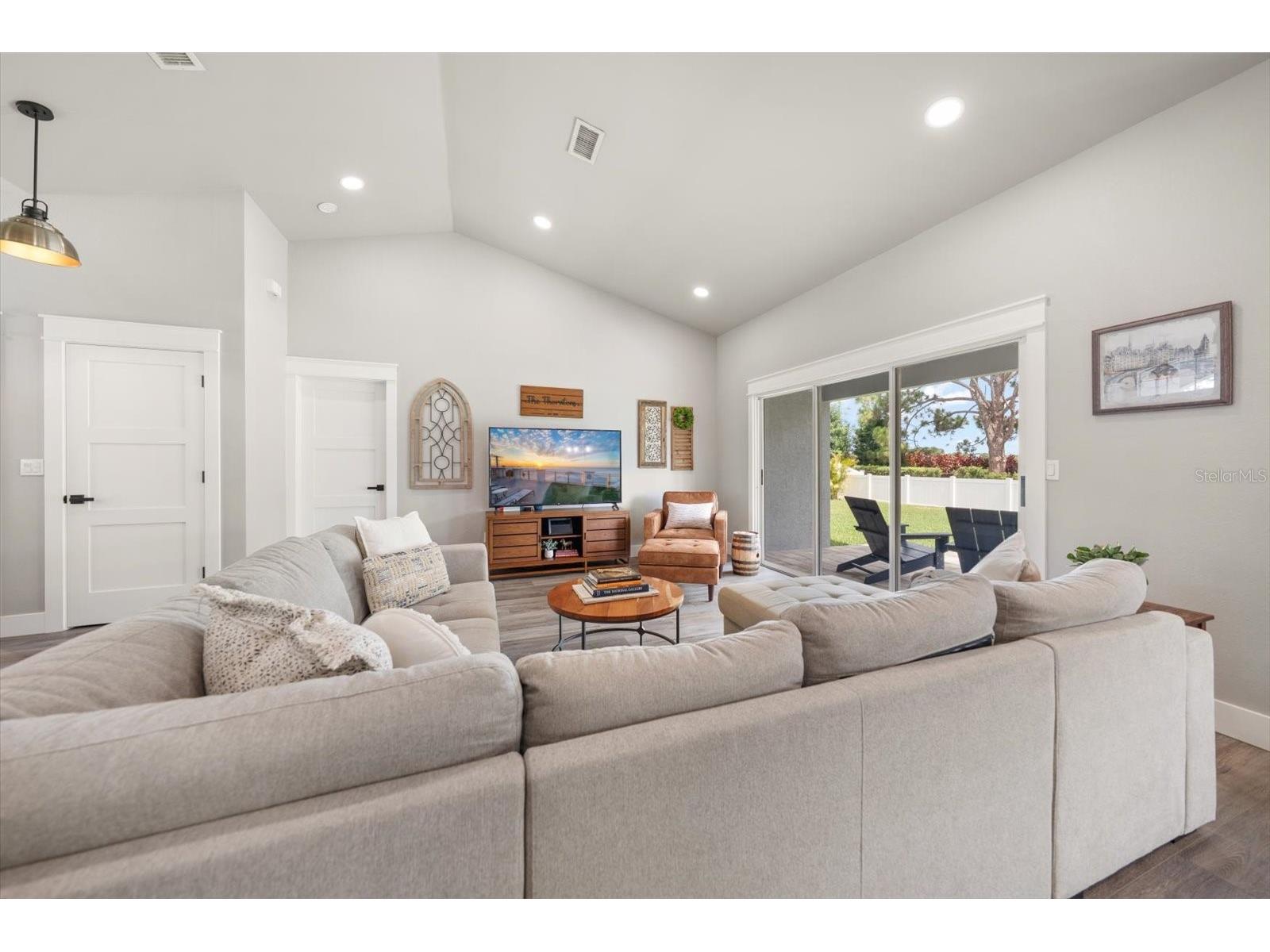 668 Mehlenbacher Road Belleair FL 33756 TB8527459 image9