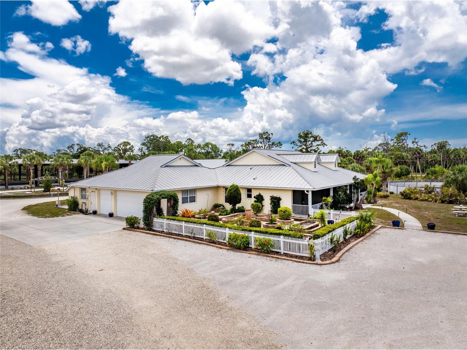 668 Palomino Trail Englewood FL 34223 D6147973 image76