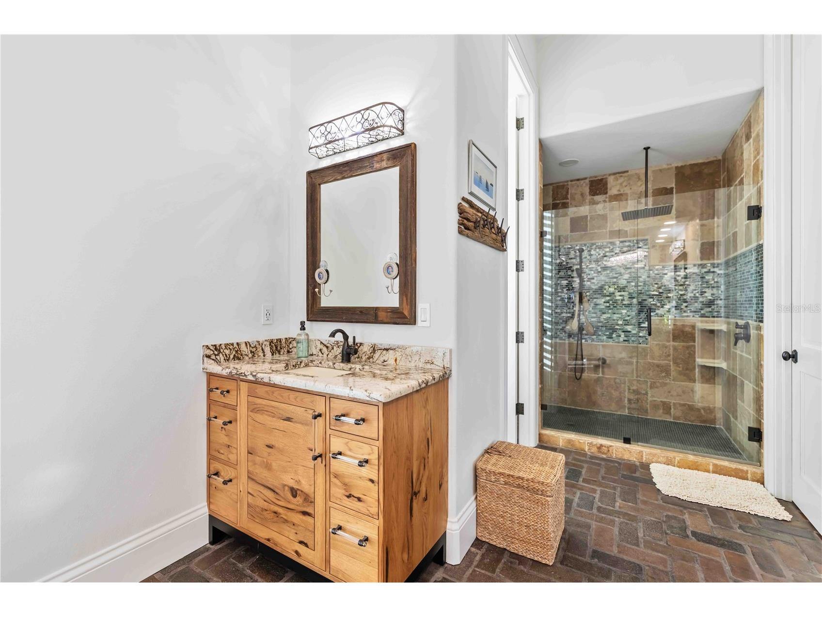 6680 Gulf Of Mexico Drive Longboat Key FL 34228 A4682193 image27