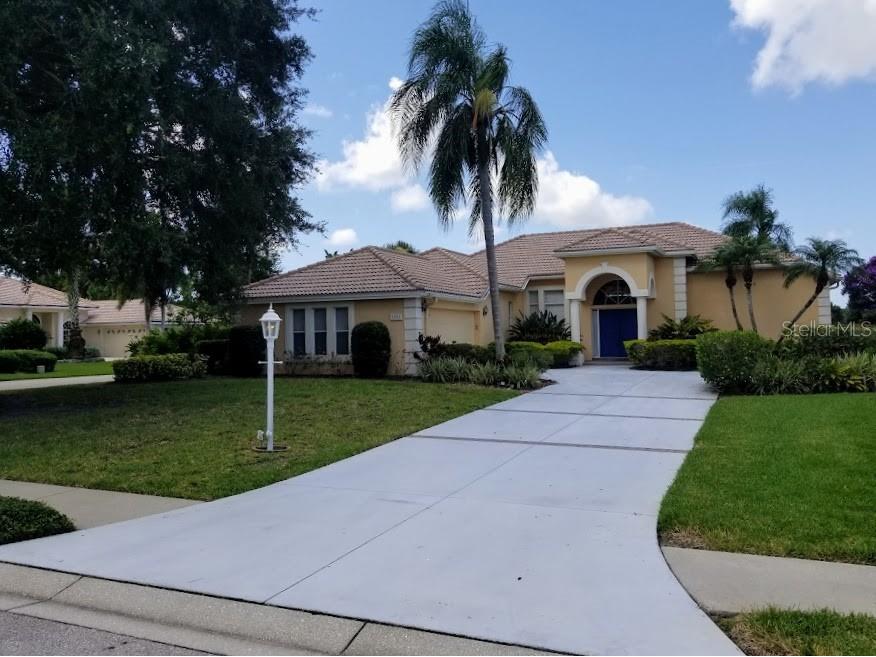 6681 Saint James Crossing University Park FL 34201 A4510485 image1