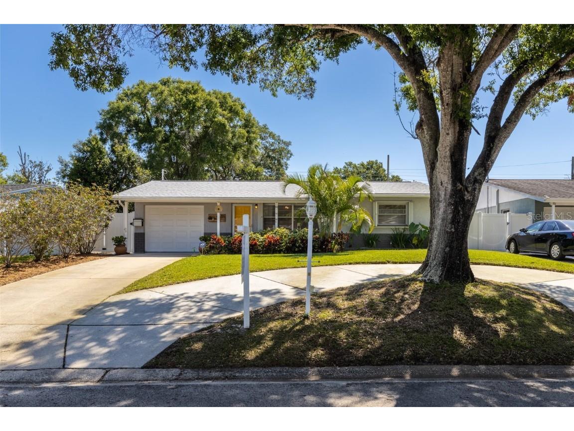 6685 26th Way N Saint Petersburg FL 33702 U8158648 image1