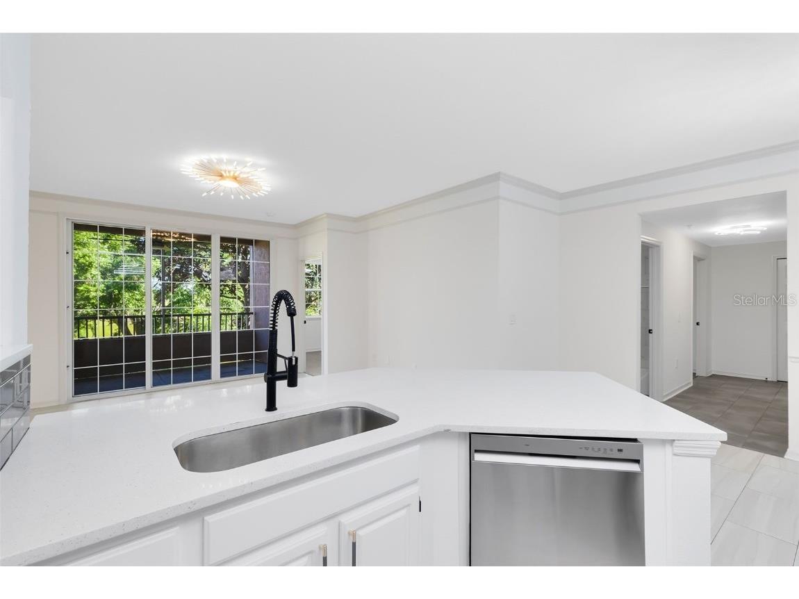 6685 Queens Borough Avenue #202 Orlando FL 32835 - TURKEY LAKE O6296973 image10