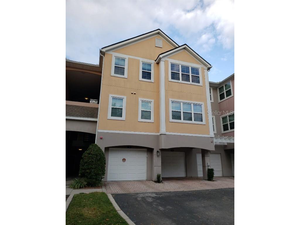 6685 Queens Borough Avenue #304 Orlando FL 32835 O6077961 image1