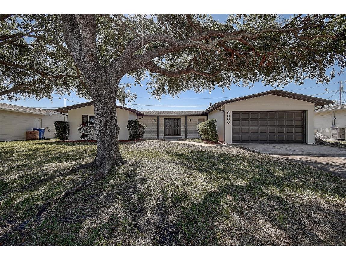 6686 12th Terrace N Saint Petersburg FL 33710 TB8337351 image1
