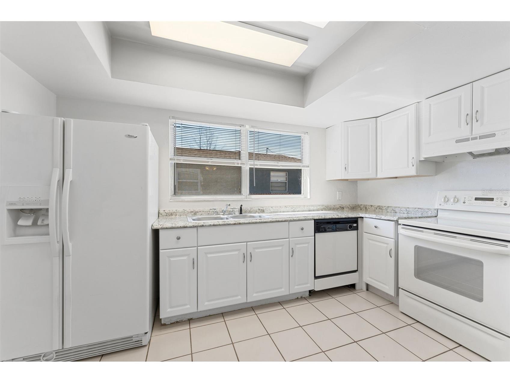 669 52nd Avenue S Saint Petersburg FL 33705 TB8489950 image14