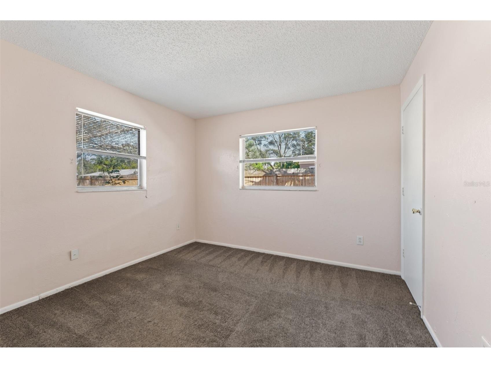 669 52nd Avenue S Saint Petersburg FL 33705 TB8489950 image22