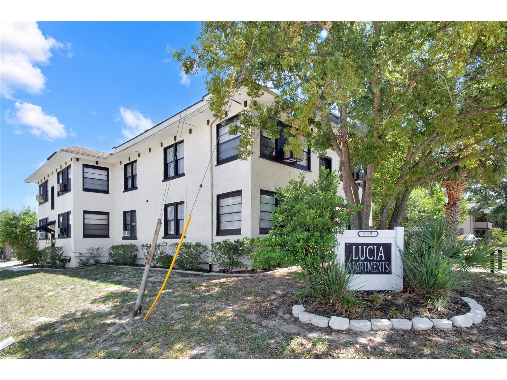 669 Avenue B NW #10 Winter Haven FL 33881 P4938794 image1