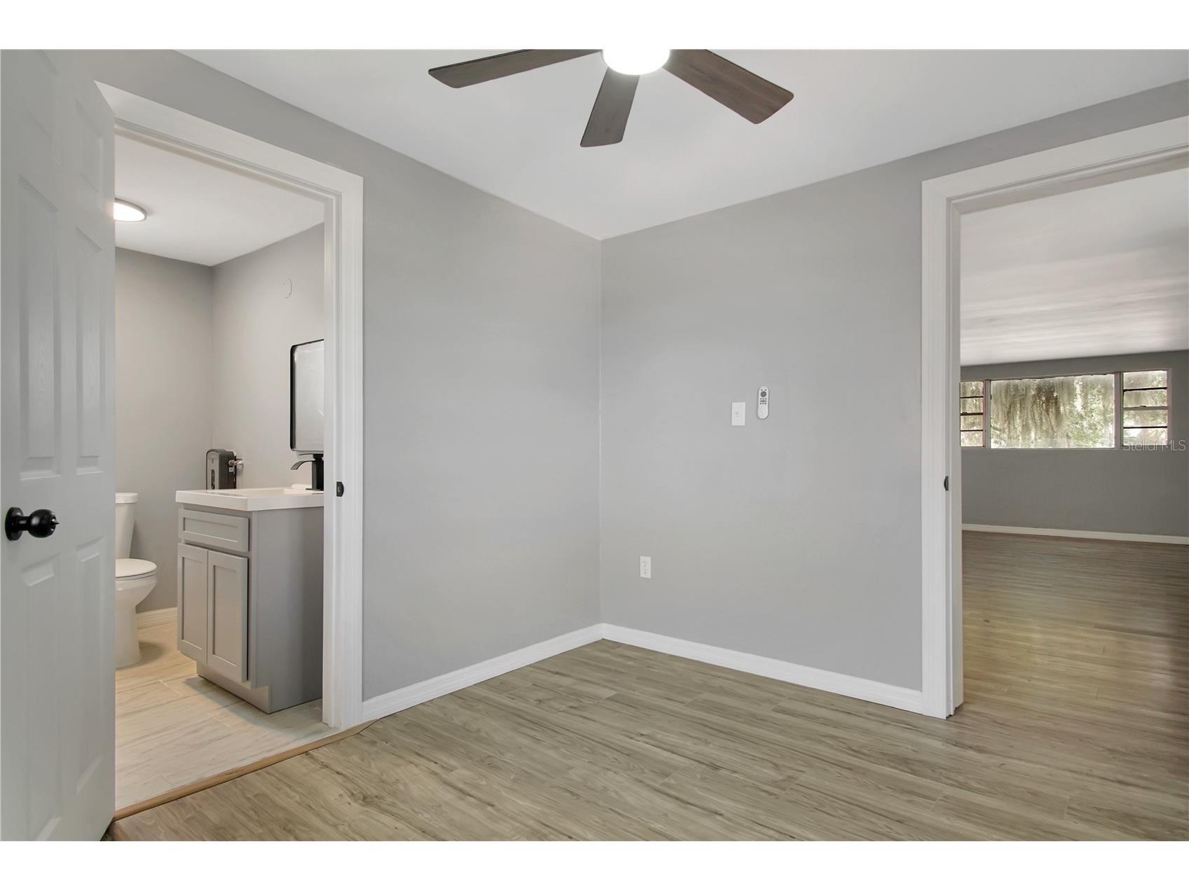 669 Avenue B NW #10 Winter Haven FL 33881 P4938794 image10