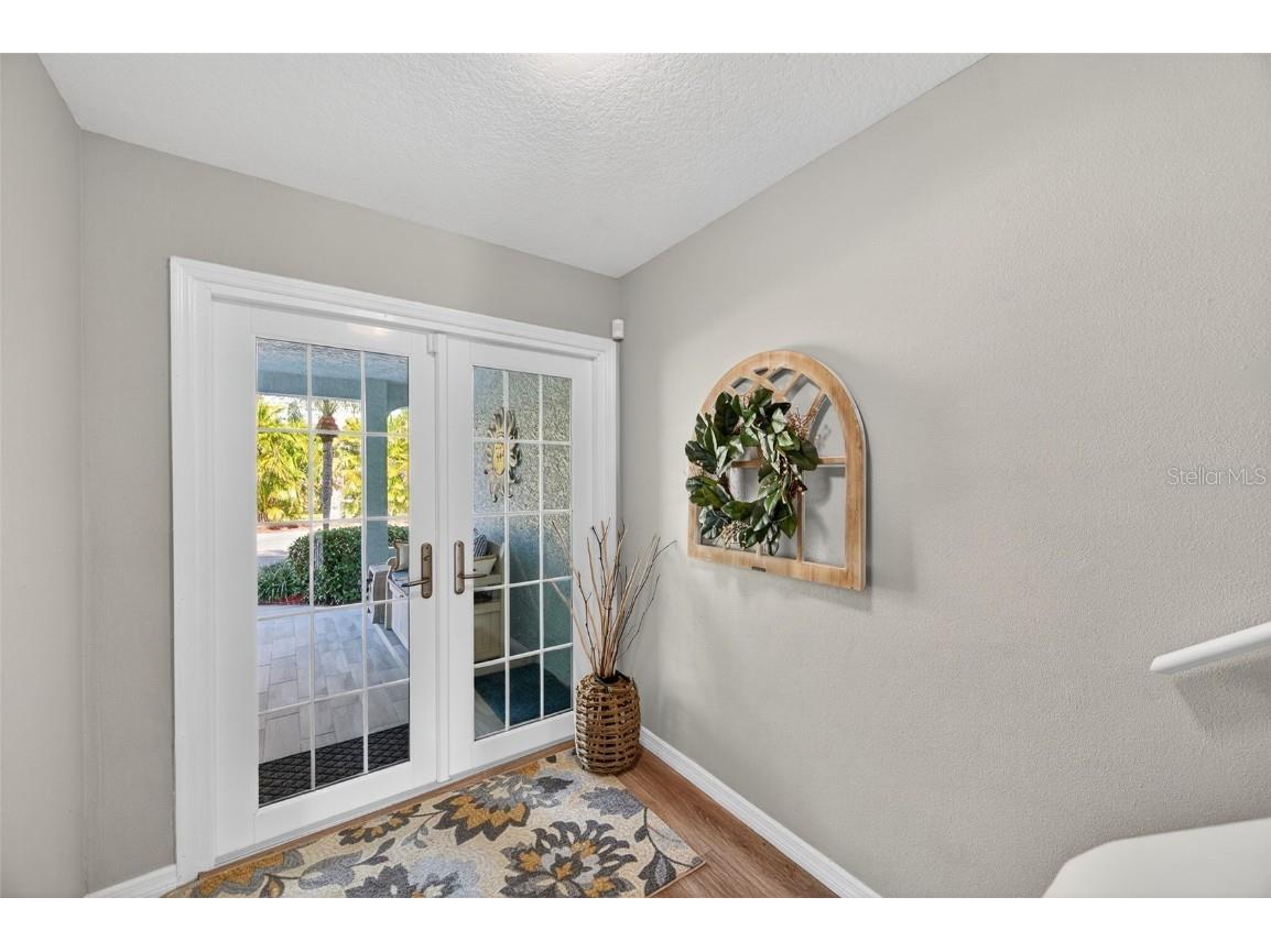 669 Garland Circle Indian Rocks Beach FL 33785 TB8446424 image4