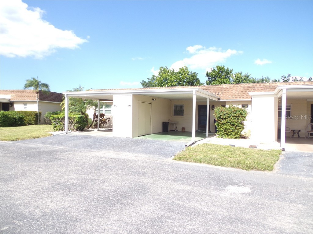 669 Park Circle Bradenton FL 34207 A4590299 image1