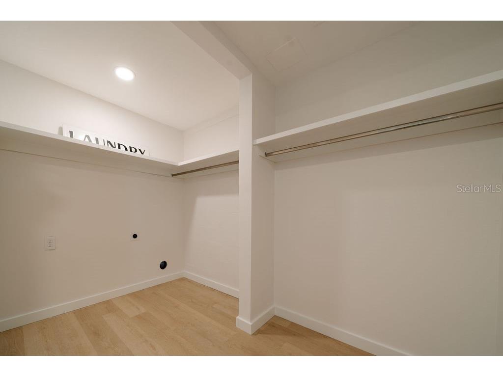 669 Spanish Drive N #21 Longboat Key FL 34228 A4653816 image16