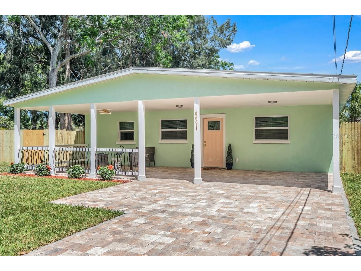 6691 56th Avenue N Saint Petersburg FL 33709 U8240155 image1