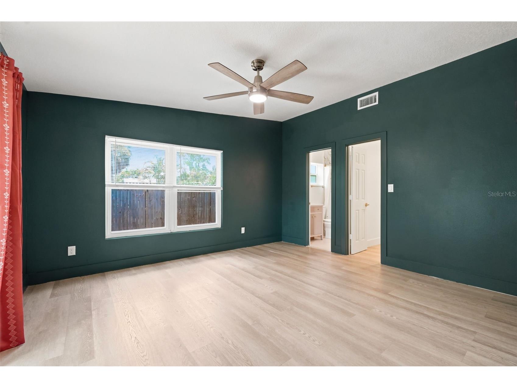 6691 56th Avenue N Saint Petersburg FL 33709 TB8520498 image13