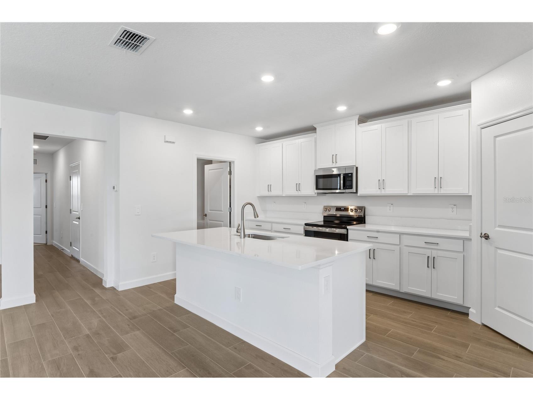 6692 Homebound Way New Port Richey FL 34655 W7884055 image11