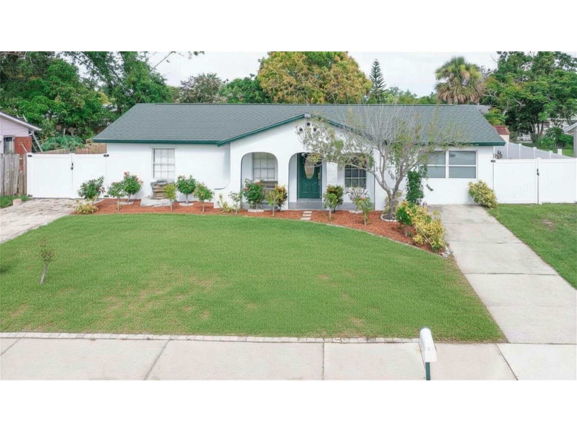 6694 Rivo Alto Avenue Orlando FL 32809 O6427502 image1