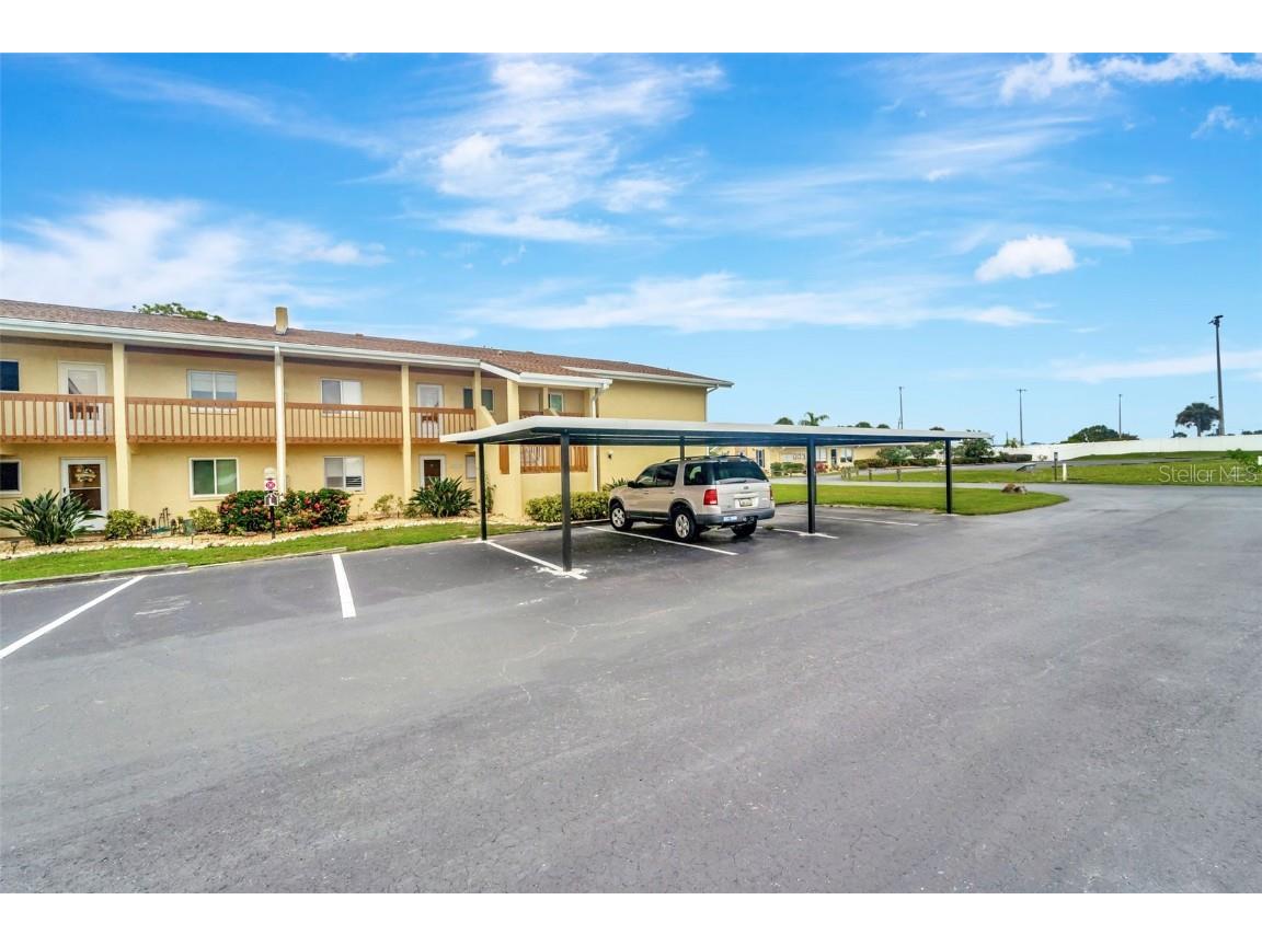 6699 San Casa Drive #L4 Englewood FL 34224 - OYSTER CREEK D6141356 image1