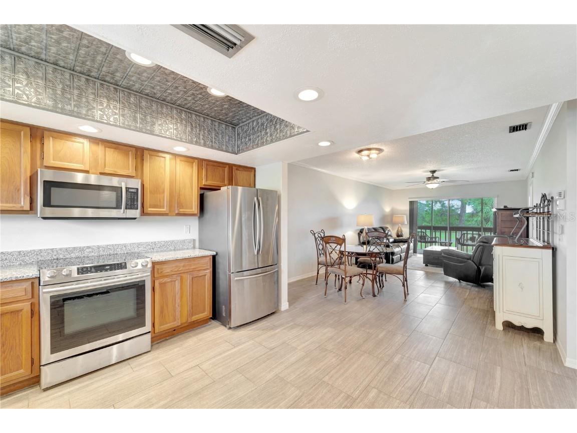 6699 San Casa Drive #L4 Englewood FL 34224 - OYSTER CREEK D6141356 image3