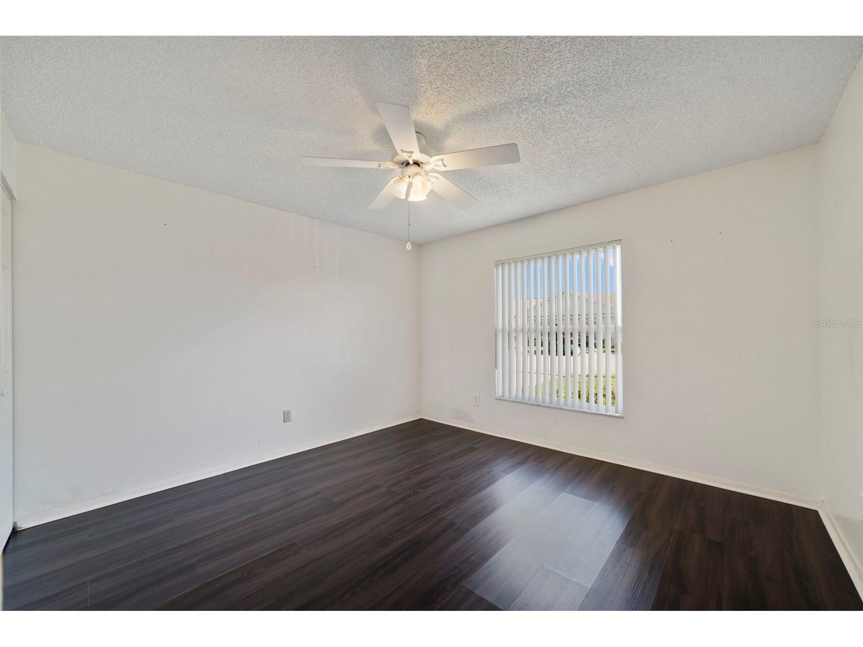 67 E Country Cove Way Kissimmee FL 34743 O6401366 image12