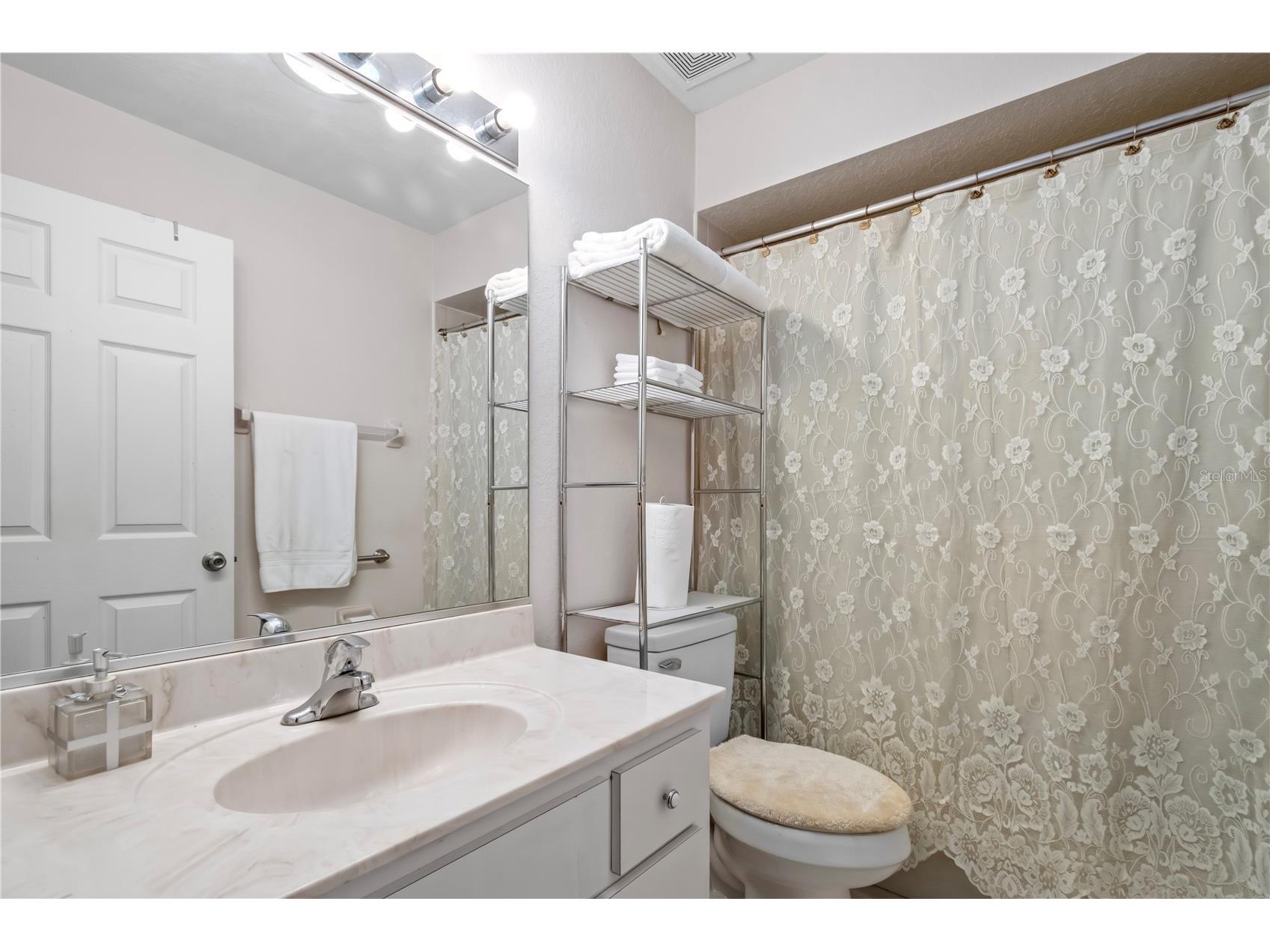 67 Lake Diamond Blvd. Ocala FL 34472 OM716455 image20