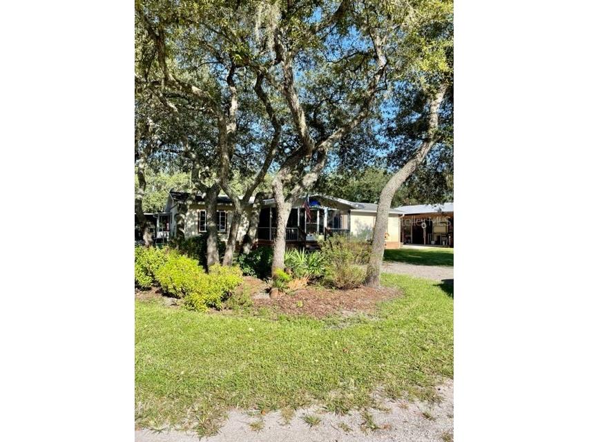 670 Brantly Road Osteen FL 32764 V4933087 image1