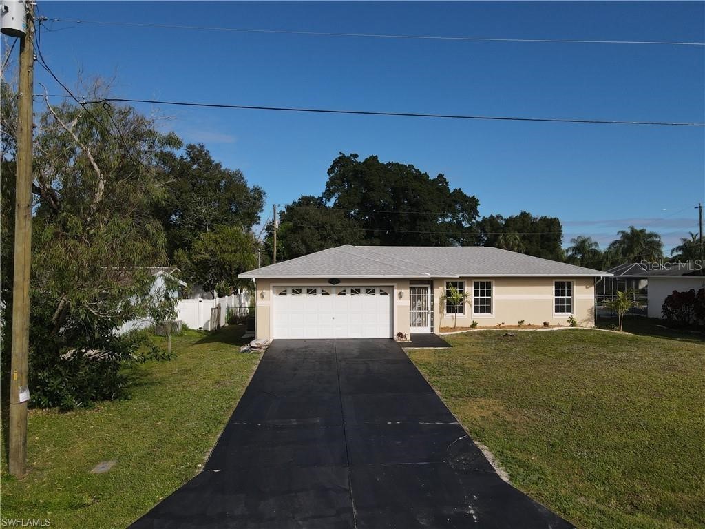 670 Canal Drive, North Fort Myers, FL, 33903 MLS J947854 Edina Realty