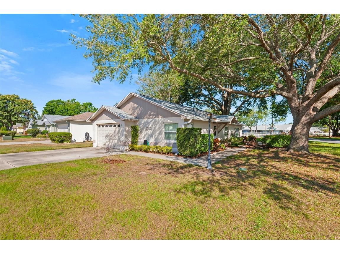 670 Eagle Run, Lakeland, FL, 33809 MLS U8197565 Edina Realty